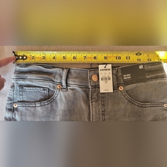 Express NWT $80 Women's Light Gray 90's Boot High Rise Torn Edge Denim Jeans 4R - Picture 11 of 13